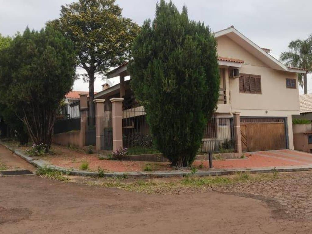 Foto 5 de 17: Casa em leilão em Santa Rosa - RS, bairro São Francisco — Casa 275 m² - São Francisco - Santa Rosa - RS