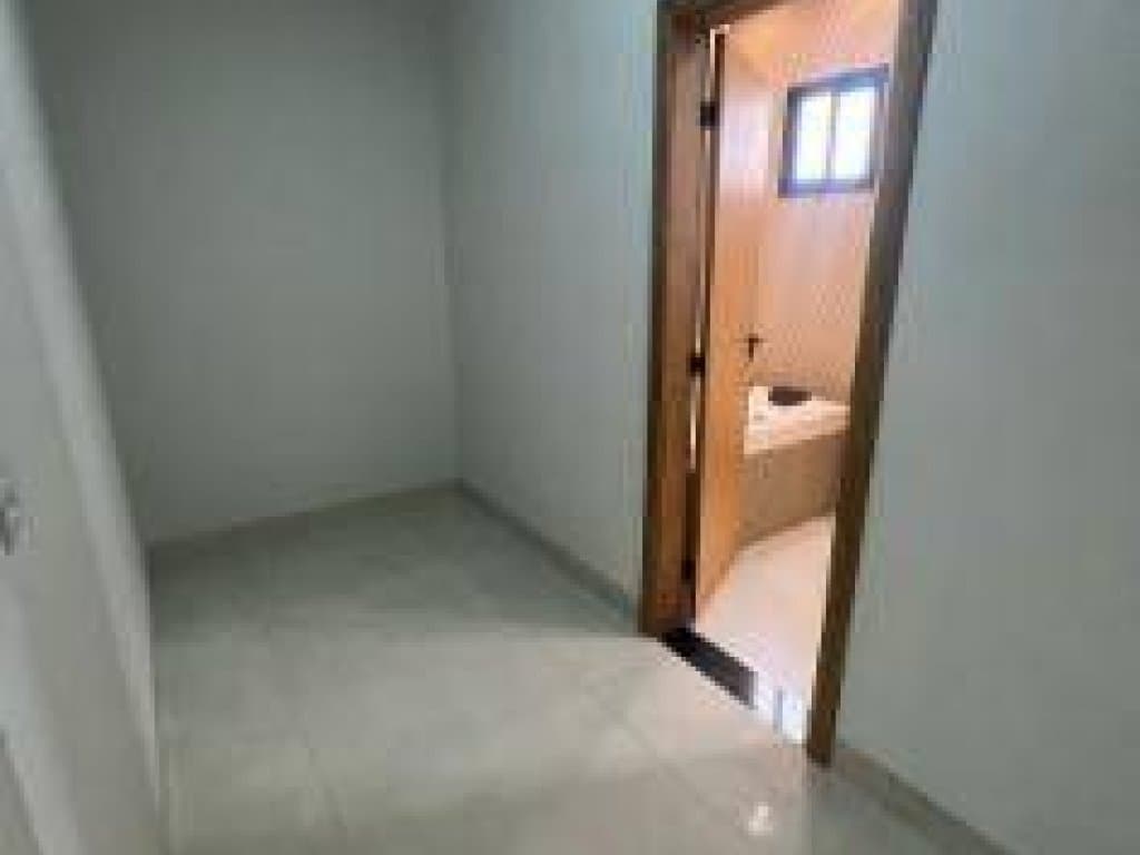 Foto 9 de 22: Casa em leilão em Anápolis - GO, bairro Anápolis City — Casa 193 m² - Anápolis City - Anápolis - GO