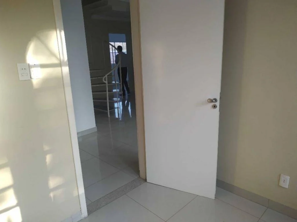 Foto 53 de 73: Casa em leilão em Cuiabá - MT, bairro Jardim Mariana — Casa 336 m² - Jardim Mariana - Cuiabá - MT