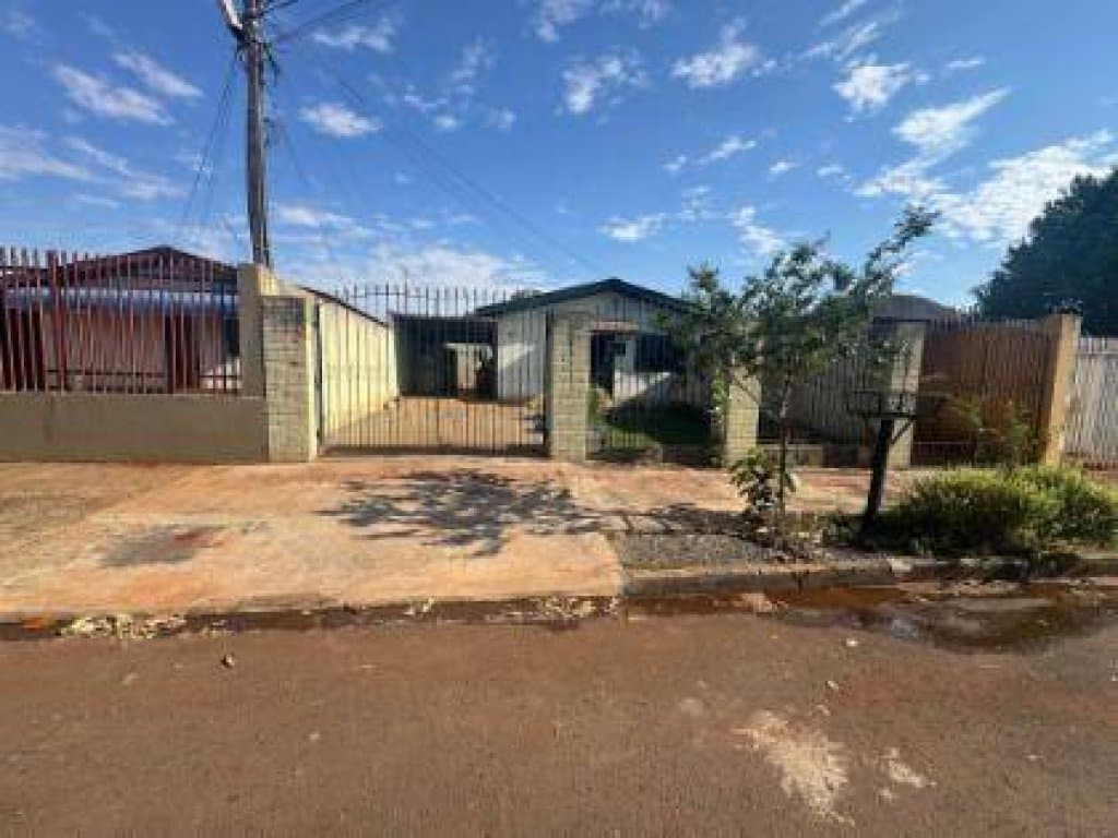 Foto 3 de 6: Casa em leilão em Londrina - PR, bairro Santa Rita 3 — Casa 112 m² - Santa Rita 3 - Londrina - PR