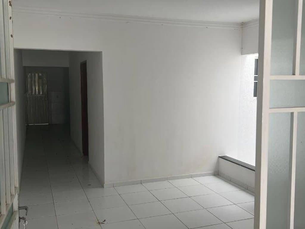 Foto 4 de 12: Casa em leilão em Patos - PB, bairro Monte Castelo — Casa 96 m² - Monte Castelo - Patos - PB