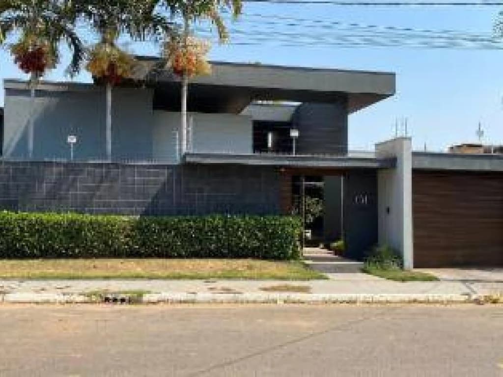 Foto 1 de 14: Casa em leilão em Sorriso - MT, bairro Recanto dos Pássaros — Casa 325 m² - Recanto dos Pássaros - Sorriso - MT