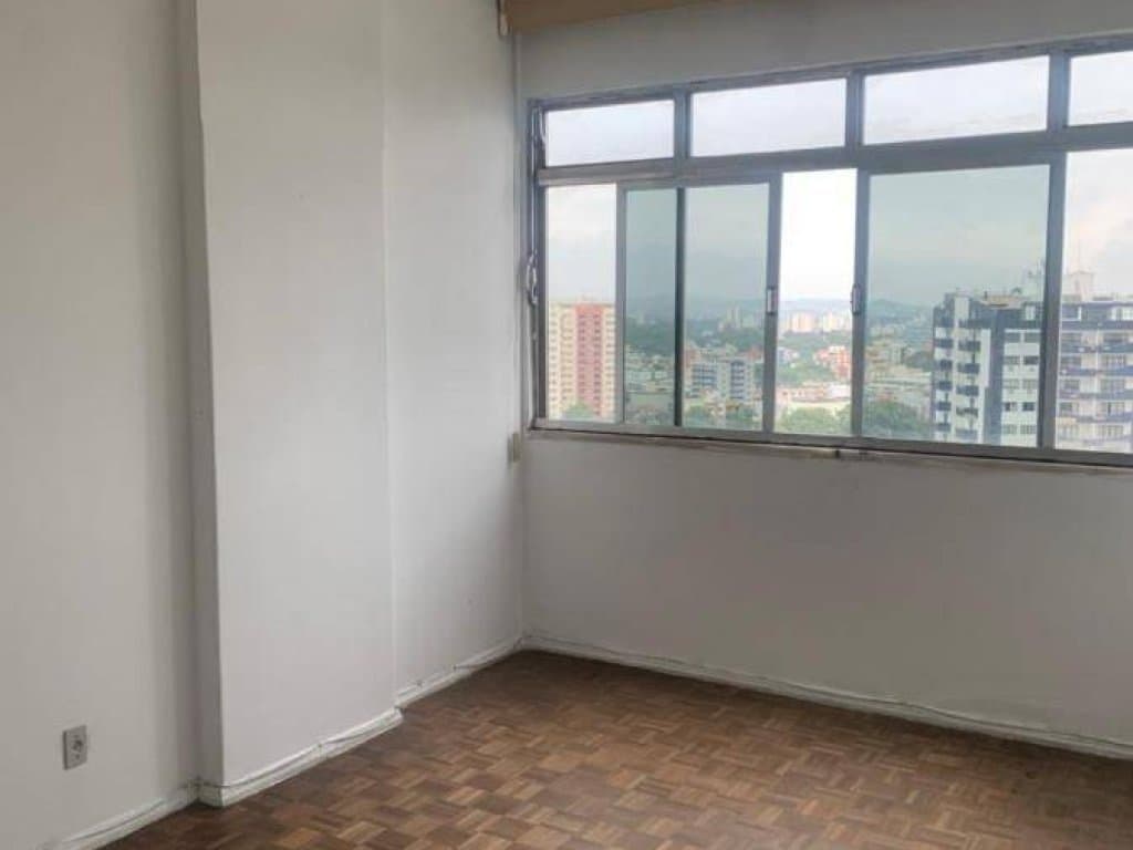 Foto 4 de 15: Apartamento em leilão em Resende - RJ — Apartamento 161 m² (01 vaga) - Comercial - Resende - RJ