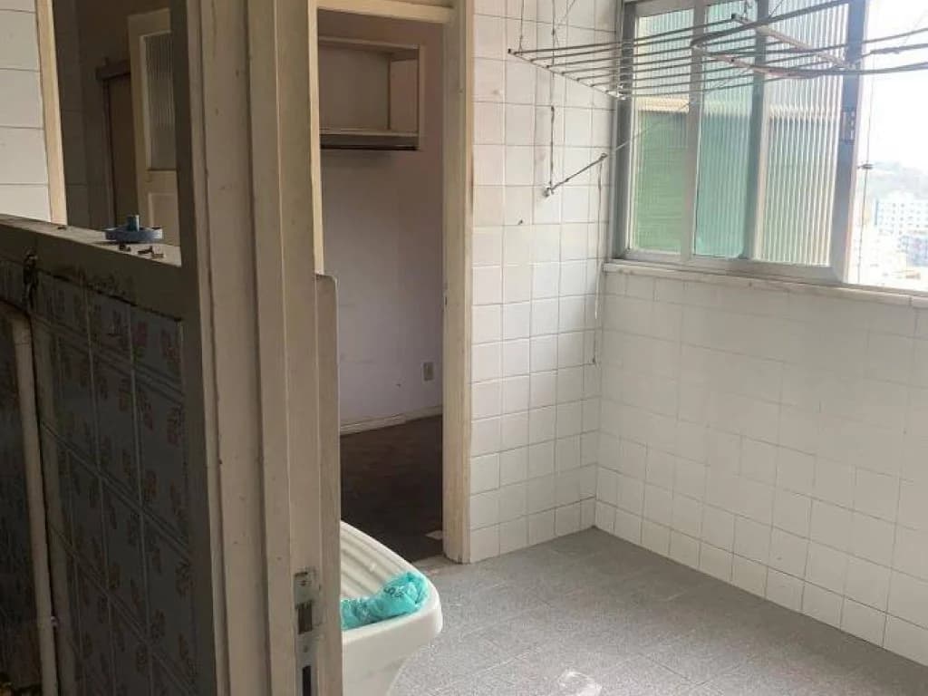 Foto 8 de 15: Apartamento em leilão em Resende - RJ — Apartamento 161 m² (01 vaga) - Comercial - Resende - RJ
