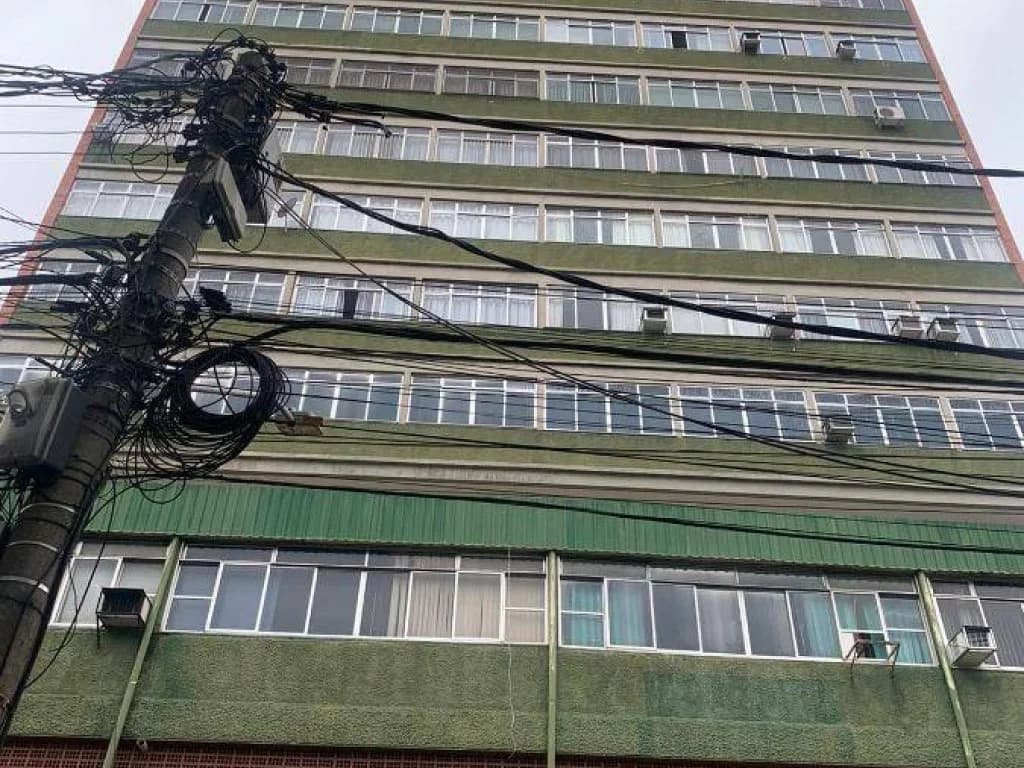 Foto 1 de 15: Apartamento em leilão em Resende - RJ — Apartamento 161 m² (01 vaga) - Comercial - Resende - RJ