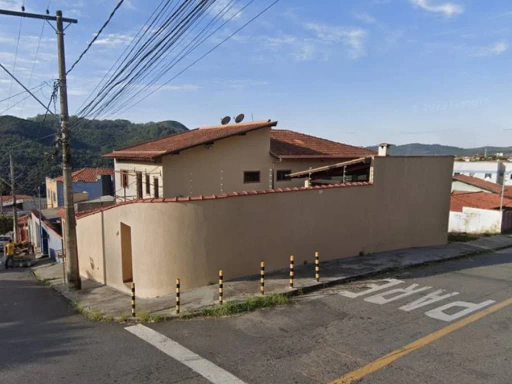 Foto 6 de 6: Casa em leilão em Poços De Caldas - MG, bairro Chácara Alvorada — Casa 137 m² - Chácara Alvorada - Poços de Caldas - MG