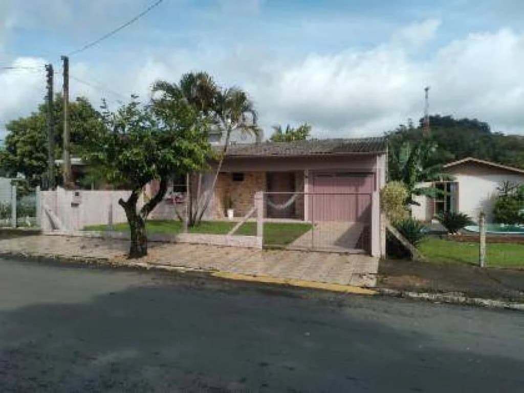 Foto 1 de 6: Casa em leilão em Portão - RS, bairro Rincão do Cascalho — Casa 160 m² - Rincão do Cascalho - Portão - RS