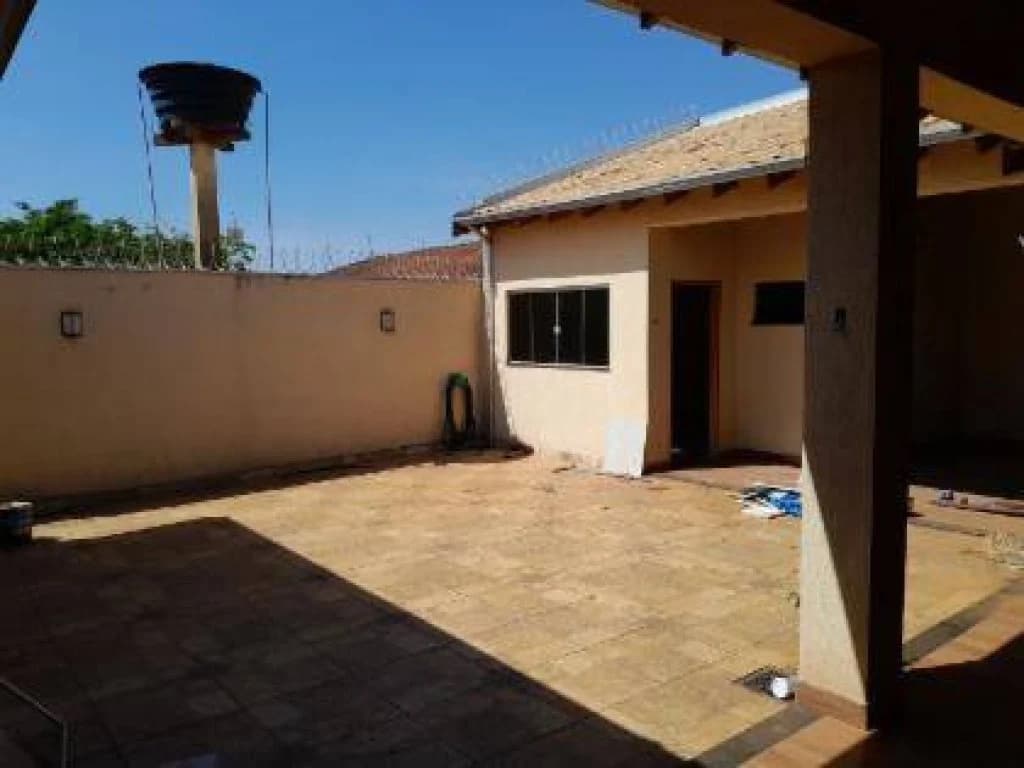 Foto 3 de 15: Casa em leilão em Campo Grande - MS, bairro Jardim Tijuca — Casa 263 m² - Jardim Tijuca - Campo Grande - MS
