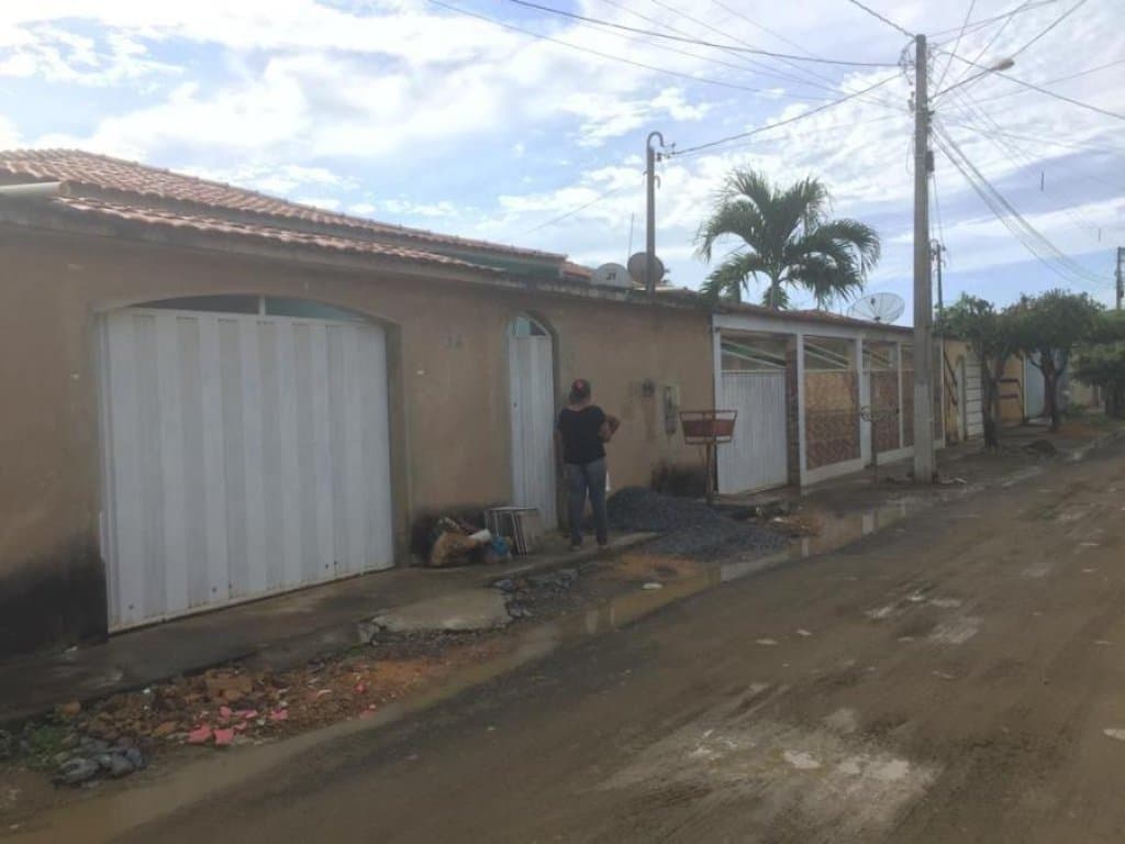 Foto 6 de 14: Casa em leilão em Santa Maria Da Vitória - BA, bairro Parque de Exposicao — Casa 187 m² - Parque de Exposição - Santa Maria da Vitória - BA