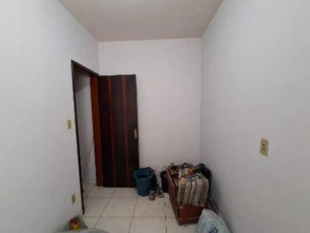 Foto 9 de 15: Casa em leilão em Macaé - RJ, bairro Visconde de Araújo — Casa 92 m² - Visconde de Araújo - Macaé - RJ