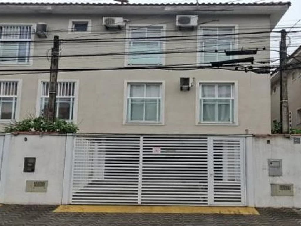 Casa em leilão em Guarujá - SP, bairro Jardim Praiano — Casa 140 m² - Guarujá-SP - Rua Argentina, 740 - Residência geminada assobradada 08 - Jardim Praiano