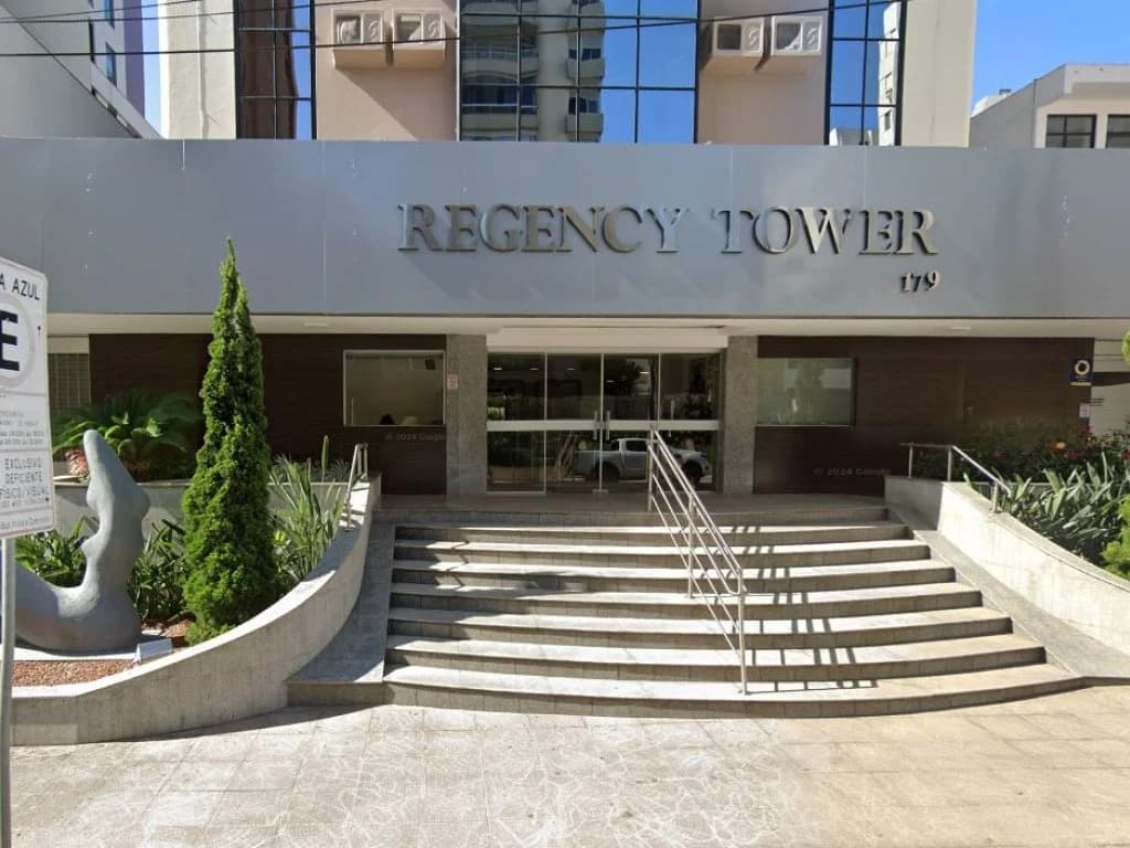 Foto 2 de 2: Comercial em leilão em Florianópolis - SC, bairro Centro — Sala Comercial 22 m² (Unid. 408 - Edifício Comercial Regency Tower) - Centro - Florianópolis - SC