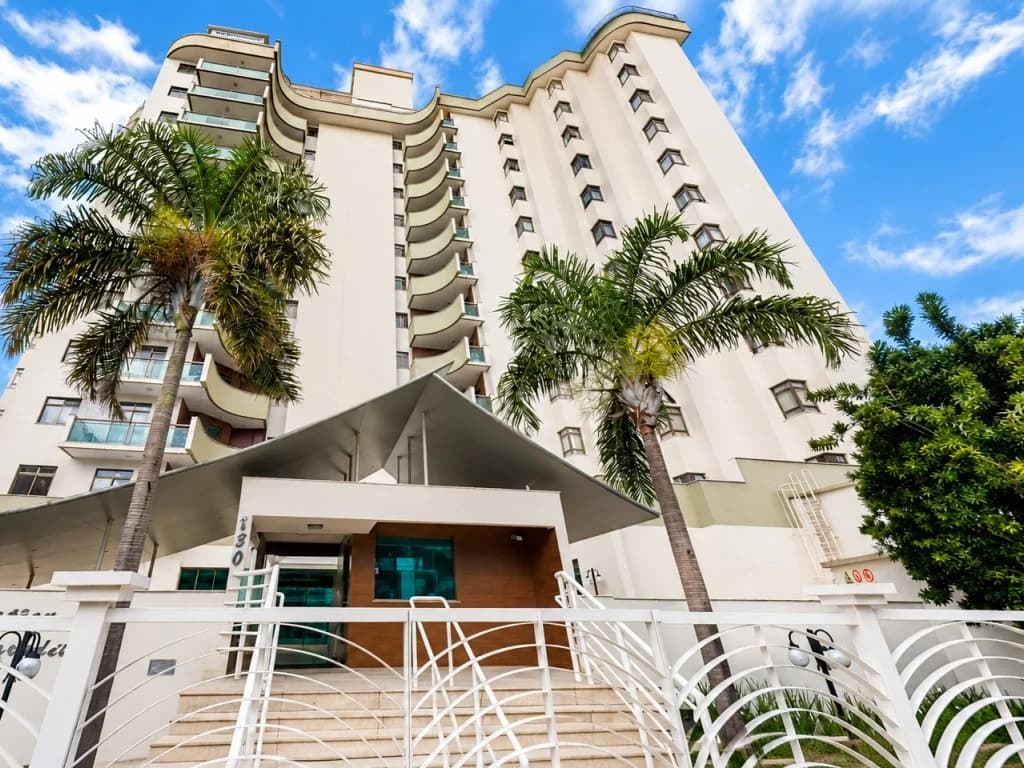 Apartamento em leilão em Juiz De Fora - MG, bairro Paineiras — Apartamento 309 m² - Juiz de Fora-MG - Rua Érico Veríssimo, 130 - Apto. 402 - Paineiras