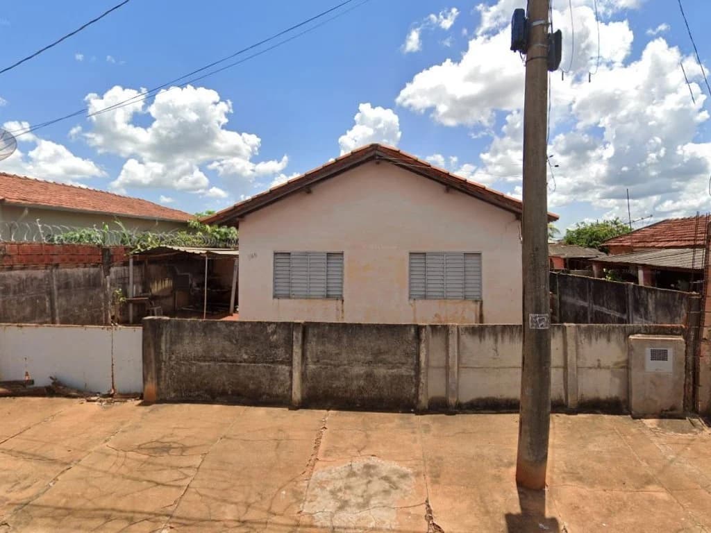 Casa em leilão em Ituiutaba - MG, bairro Vila Guimarães — Casa 82 m² - Ituiutaba-MG - Rua Uberaba, 766 - Vila Guimarães