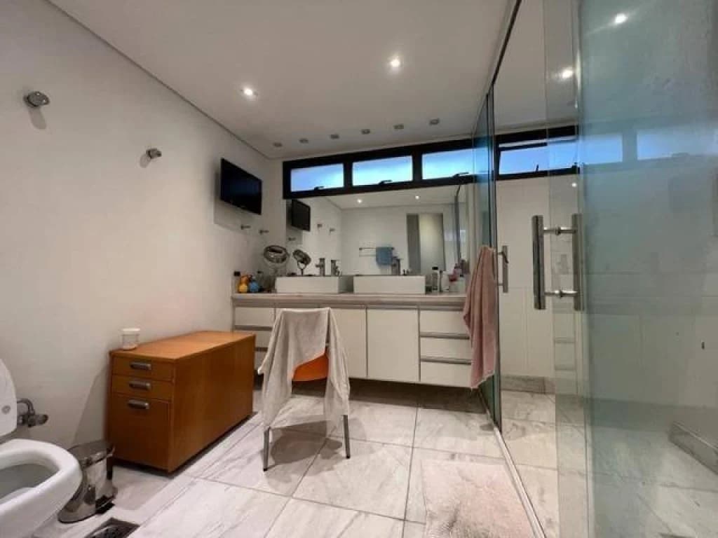 Foto 19 de 28: Apartamento em leilão em São Paulo - SP, bairro Morumbi — Apartamento 295 m² (04 vagas) - Morumbi - São Paulo - SP