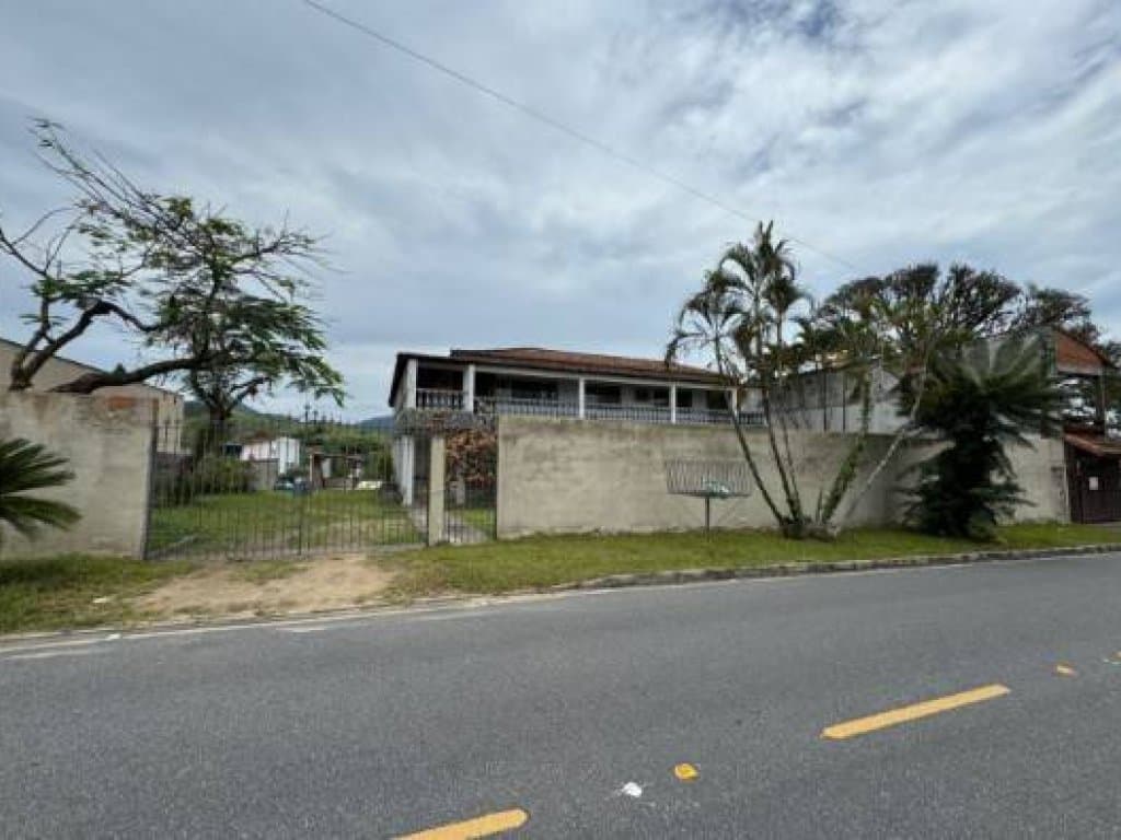 Foto 25 de 42: Casa em leilão em Maricá - RJ — Casa, Padrão, 1 Vaga(S) de Garagem