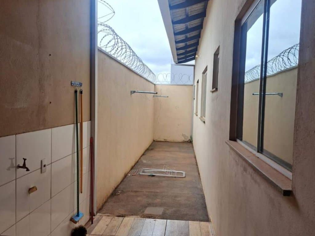 Foto 17 de 26: Casa em leilão em Catalão - GO, bairro Setor Aeroporto — Casa, Padrão, 1 Vaga(S) de Garagem