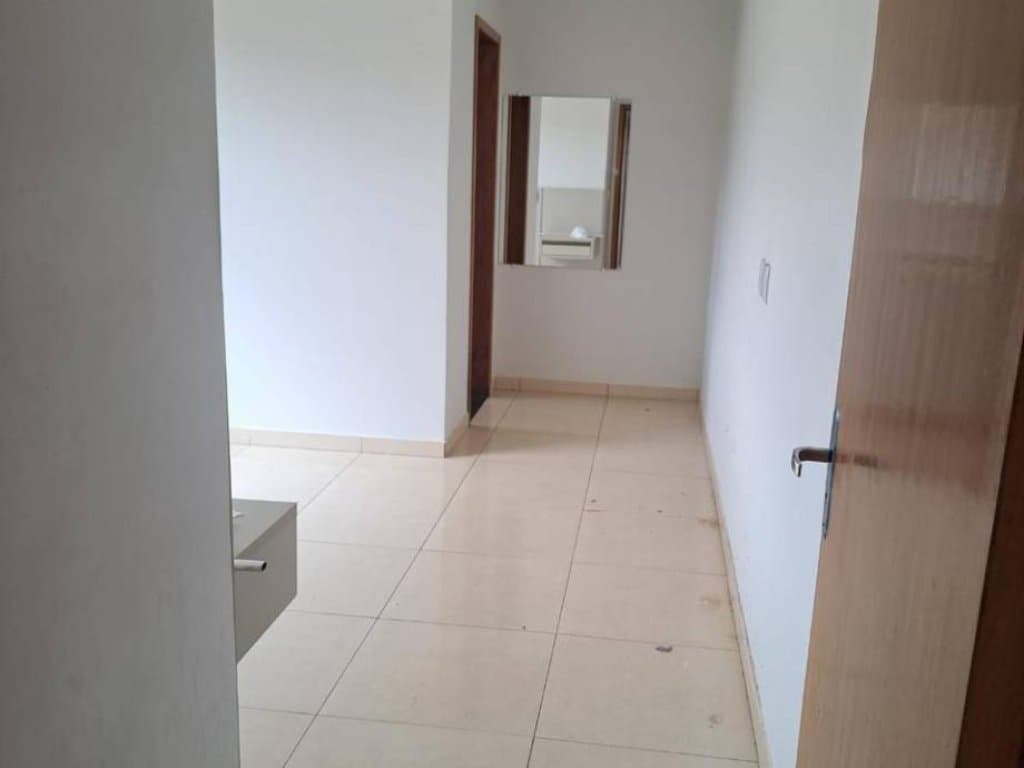Foto 15 de 26: Casa em leilão em Catalão - GO, bairro Setor Aeroporto — Casa, Padrão, 1 Vaga(S) de Garagem