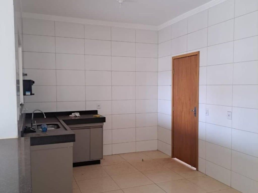 Foto 19 de 26: Casa em leilão em Catalão - GO, bairro Setor Aeroporto — Casa, Padrão, 1 Vaga(S) de Garagem