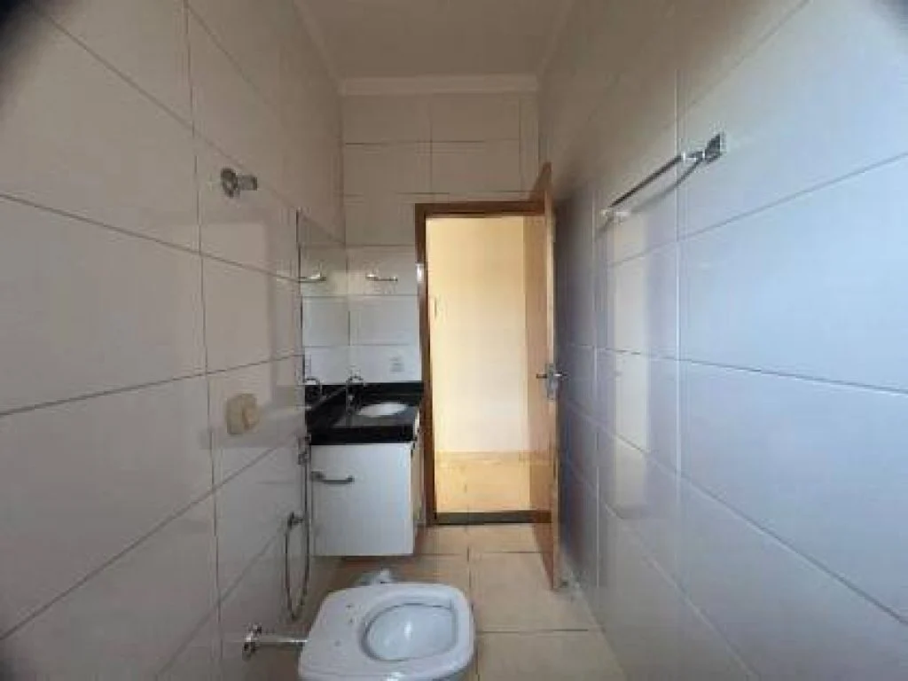 Foto 7 de 26: Casa em leilão em Catalão - GO, bairro Setor Aeroporto — Casa, Padrão, 1 Vaga(S) de Garagem