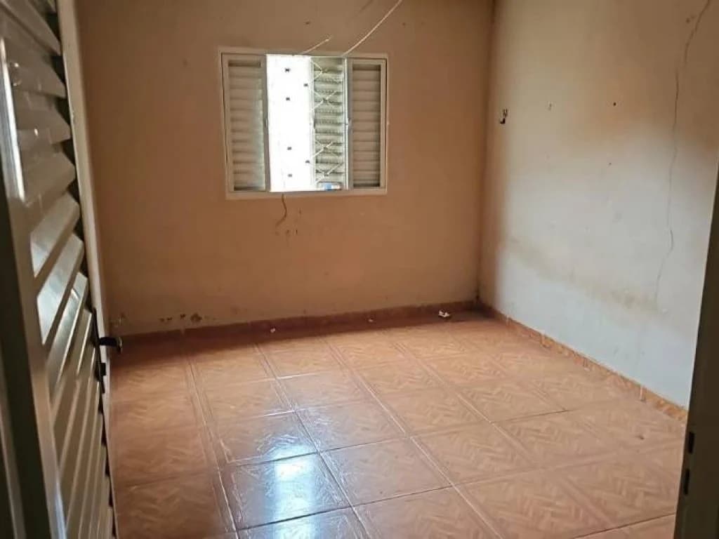 Foto 25 de 27: Casa em leilão em Ituiutaba - MG, bairro Lagoa Azul Ii — Casa, Padrão, 0 Vaga(S) de Garagem