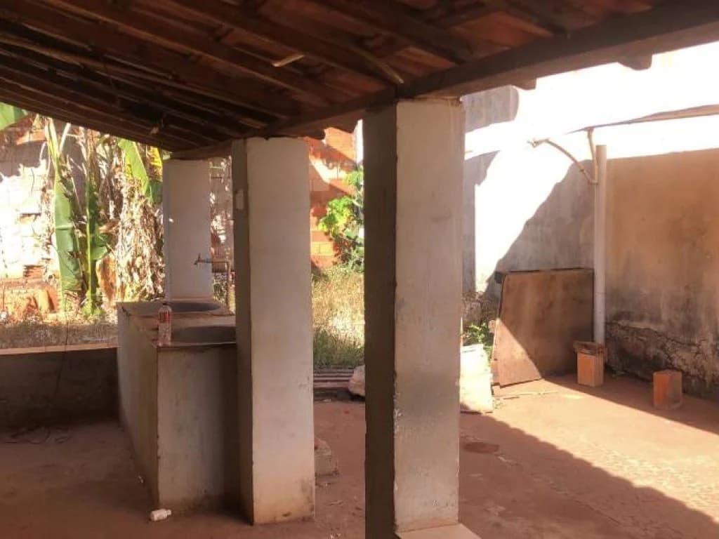 Foto 16 de 27: Casa em leilão em Ituiutaba - MG, bairro Lagoa Azul Ii — Casa, Padrão, 0 Vaga(S) de Garagem