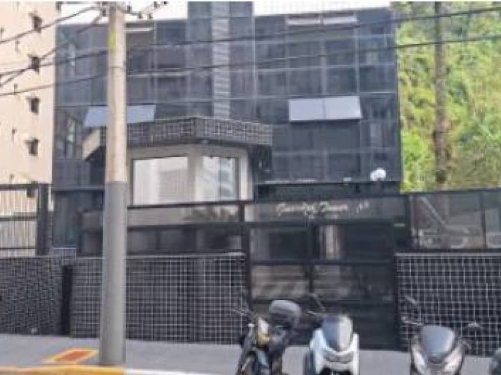 Foto 3 de 22: Apartamento em leilão em Guarujá - SP, bairro Pitangueiras — Apartamento, Padrão, 2 Vaga(S) de Garagem