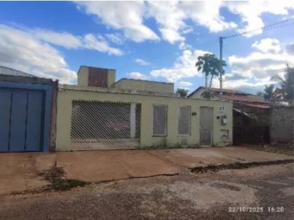 Foto 3 de 6: Casa em leilão em Buritis - MG, bairro Canaã — Casa, Padrão, 1 Vaga(S) de Garagem