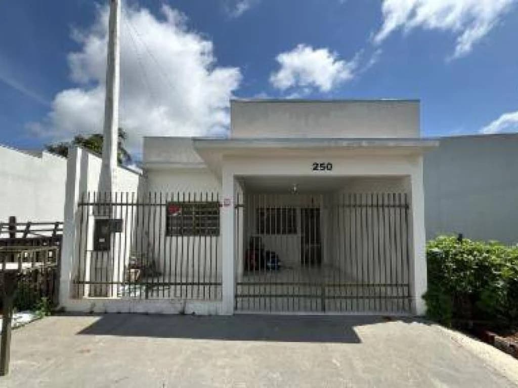 Foto 2 de 3: Casa em leilão em Junqueirópolis - SP, bairro Centro — Casa, Padrão, 0 Vaga(S) de Garagem