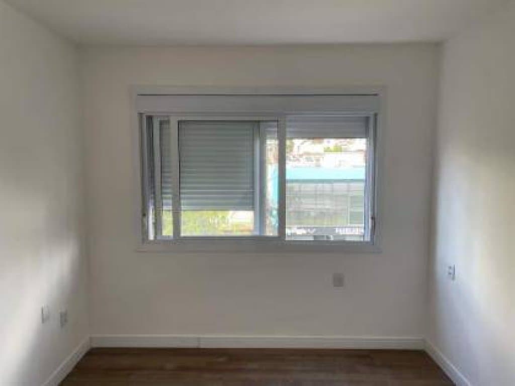 Foto 14 de 15: Apartamento em leilão em Porto Alegre - RS, bairro Menino Deus — Apartamento, Padrão, 0 Vaga(S) de Garagem