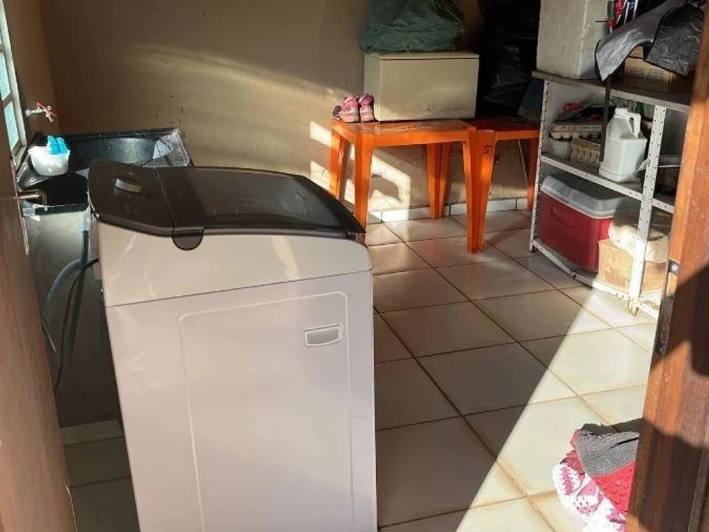 Foto 4 de 5: Casa em leilão em Aquidauana - MS, bairro Guanandy — Casa 299 m² - Guanandy - Aquidauana - MS