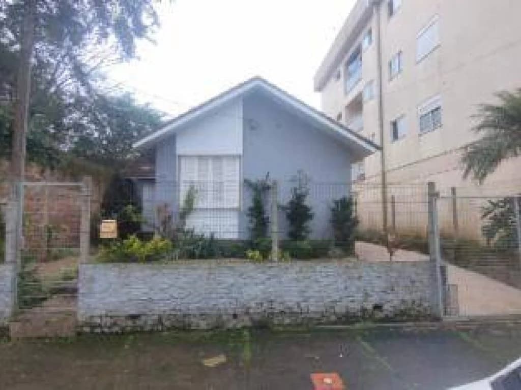 Foto 2 de 20: Casa em leilão em Lajeado - RS, bairro Centro — Casa, Padrão, 0 Vaga(S) de Garagem