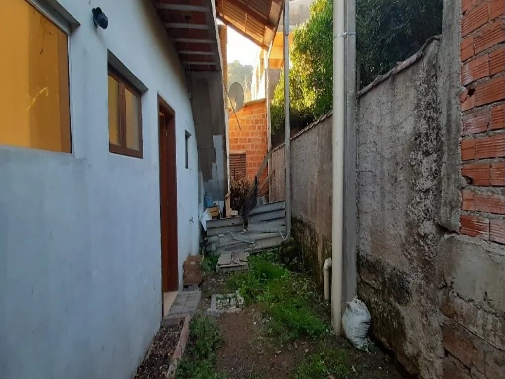 Foto 21 de 21: Imóvel em leilão em Novo Hamburgo - RS, bairro São Jorge — Imóvel Misto (Residencial e Comercial) 245 m² - São Jorge - Novo Hamburgo - RS