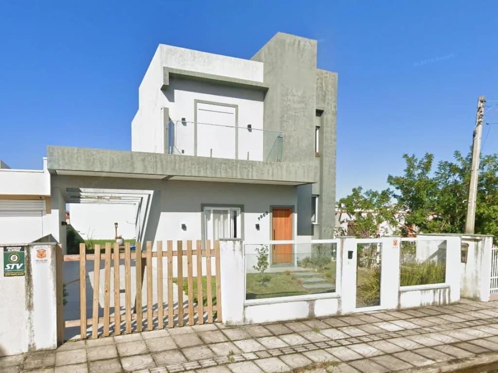 Foto 3 de 3: Casa em leilão em Xangri-lá - RS, bairro Centro — Casa 125 m² -  Centro - Xangri-lá - RS