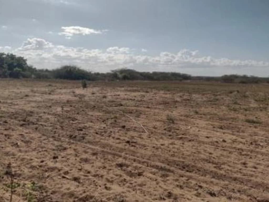 Foto 4 de 5: Terreno em leilão em Ipanguaçu - RN, bairro Alto da Colina — 02 Lotes de Terreno com 205 m² (cada) - Alto da Colina - Ipanguaçu - RN
