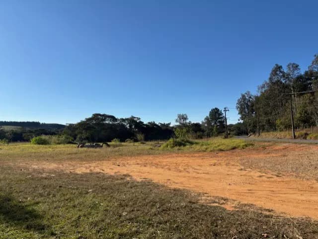 Foto 3 de 4: Terreno em leilão em Santa Branca - SP — Terreno/Lote | Santa Branca/SP