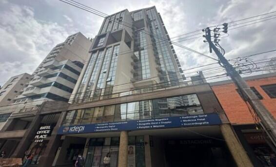 Foto 1 de 4: Comercial em leilão em Curitiba - PR — Imóvel Comercial | Curitiba/PR