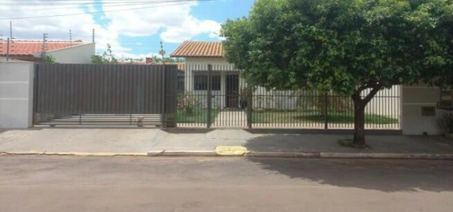Foto 1 de 4: Casa em leilão em Rondonópolis - MT, bairro Loteamento Parque das Rosas — Casa | Rondonópolis/MT