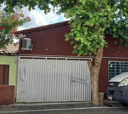 Foto 1 de 4: Casa em leilão em Itaobim - MG, bairro Alvorada — Casa | Itaobim/MG