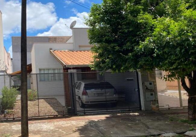 Foto 2 de 4: Casa em leilão em Londrina - PR, bairro Jardim Aruba — Casa | Londrina/PR