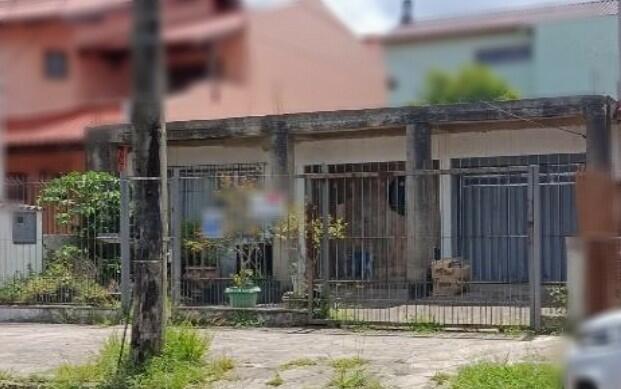 Foto 1 de 8: Casa em leilão em Porto Alegre - RS, bairro Jardim Botânico — Casa | Porto Alegre/RS
