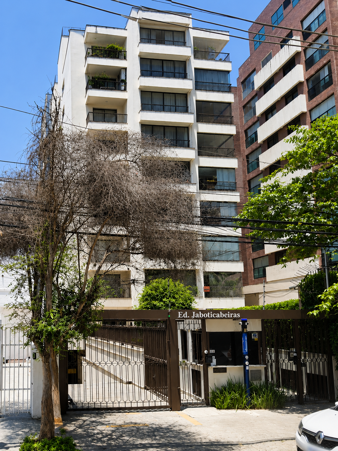Foto 1 de 62: Apartamento em leilão em São Paulo - SP, bairro Campo Belo — Apartamento | São Paulo/SP