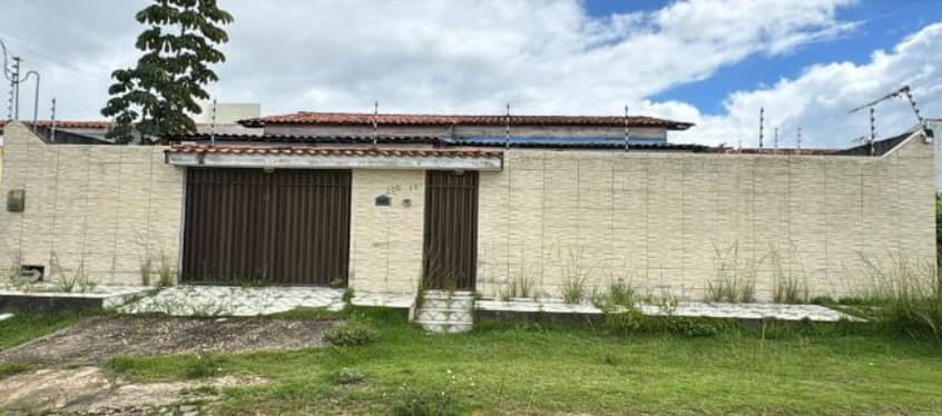 Foto 1 de 4: Casa em leilão em Penedo - AL, bairro Dom Constantino — Casa | Penedo/AL