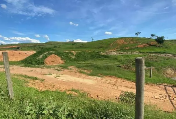 Foto 1 de 4: Terreno em leilão em Colatina - ES, bairro Baunilha — Terreno/Lote | Colatina/ES