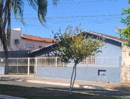 Foto 3 de 4: Casa em leilão em Frutal - MG, bairro Xv de Novembro — Casa | Frutal/MG