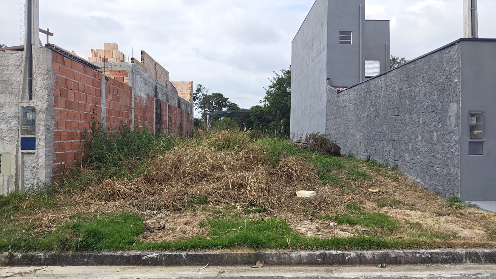Foto 3 de 5: Terreno em leilão em Lorena - SP, bairro Quatinga — Terreno/Lote | Lorena/SP