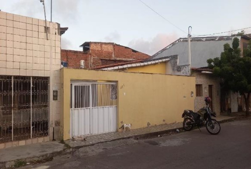 Foto 3 de 4: Casa em leilão em Natal - RN, bairro Bairro das Rocas — Casa | Natal/RN