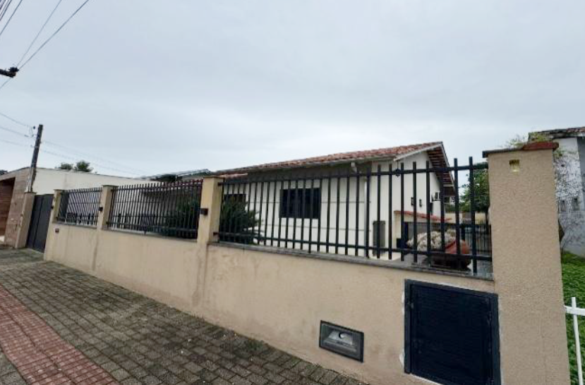 Foto 2 de 5: Casa em leilão em Brusque - SC, bairro Limoeiro — Casa | Brusque/SC