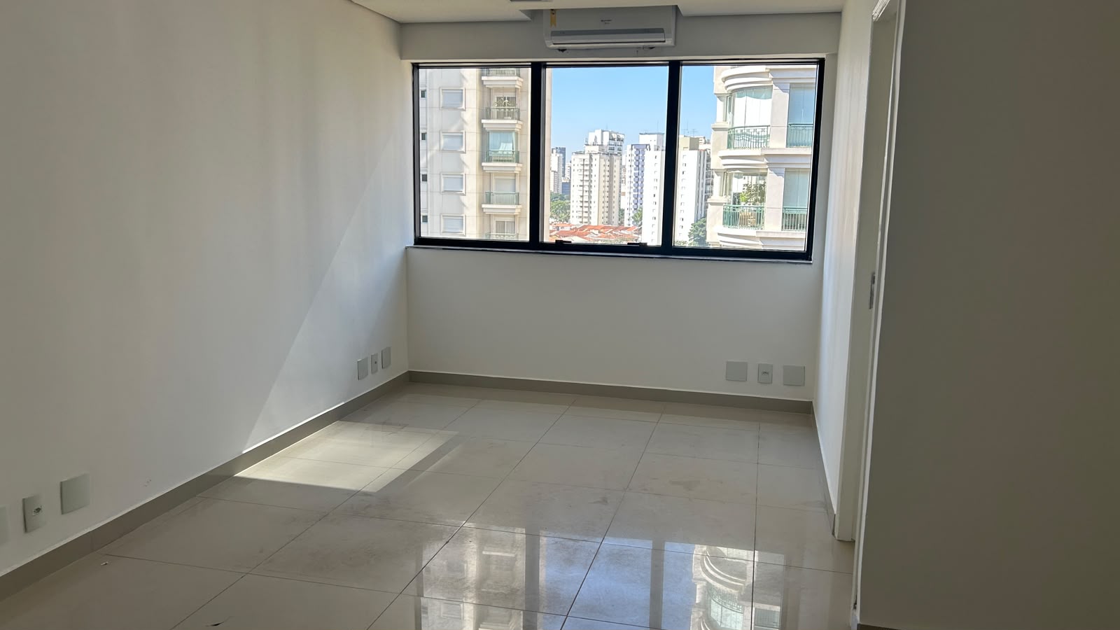 Foto 2 de 12: Comercial em leilão em São Paulo - SP, bairro Brooklin Paulista — Imóvel Comercial | São Paulo/SP