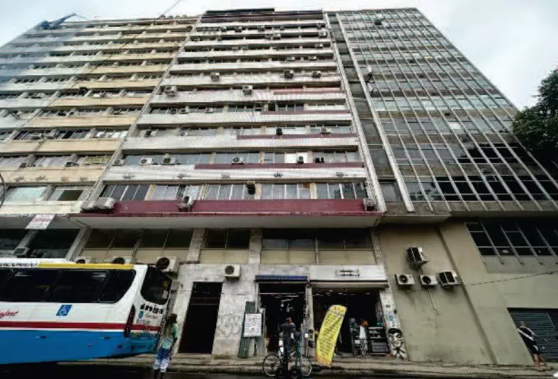 Foto 3 de 5: Comercial em leilão em Rio De Janeiro - RJ, bairro Freguesia de Santa Rita — Imóvel Comercial | Rio de Janeiro/RJ